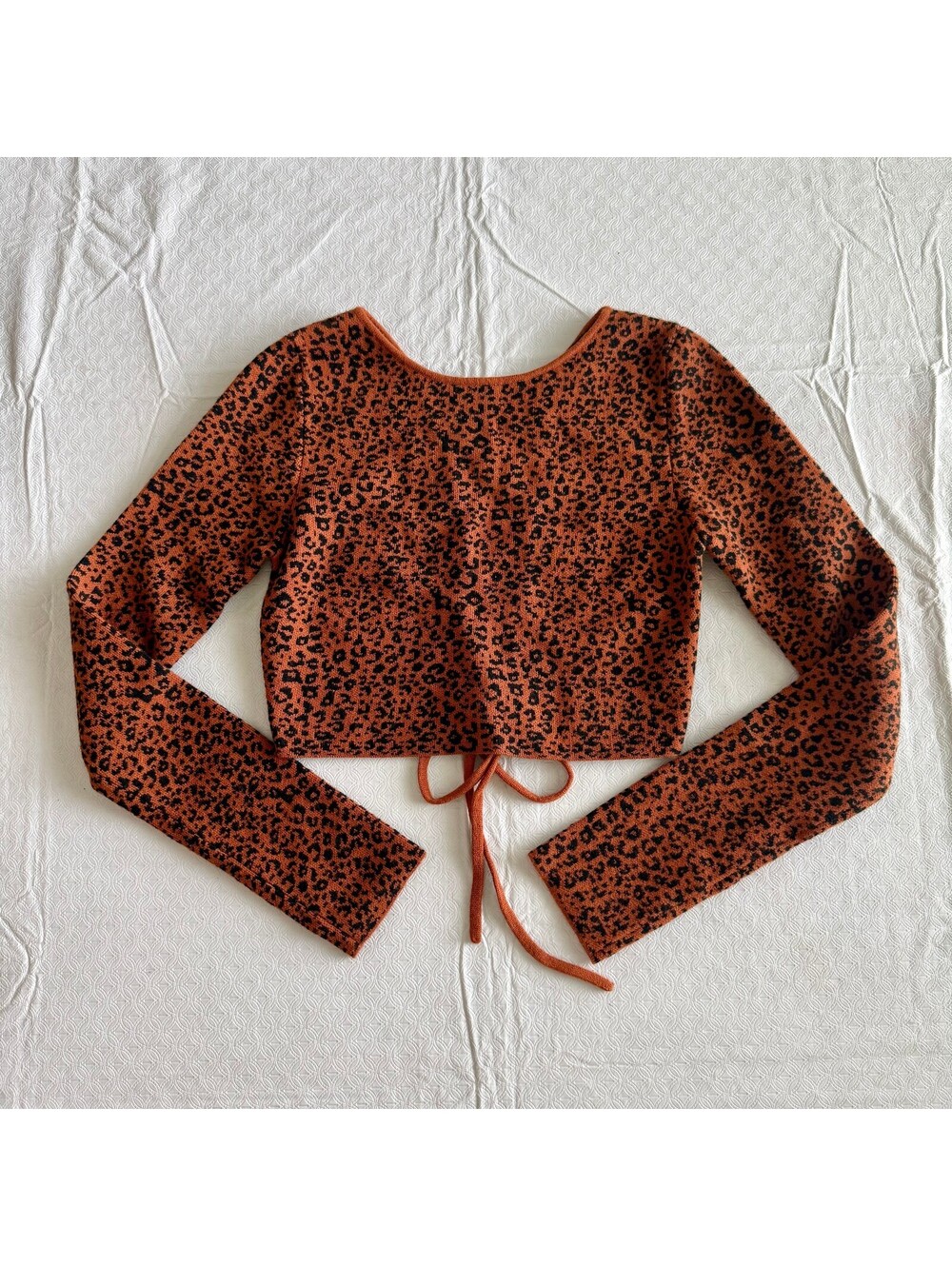 Urban Outfitters Brown Leopard Print Long Sleeve Crop Top SP - Picture 1 of 6